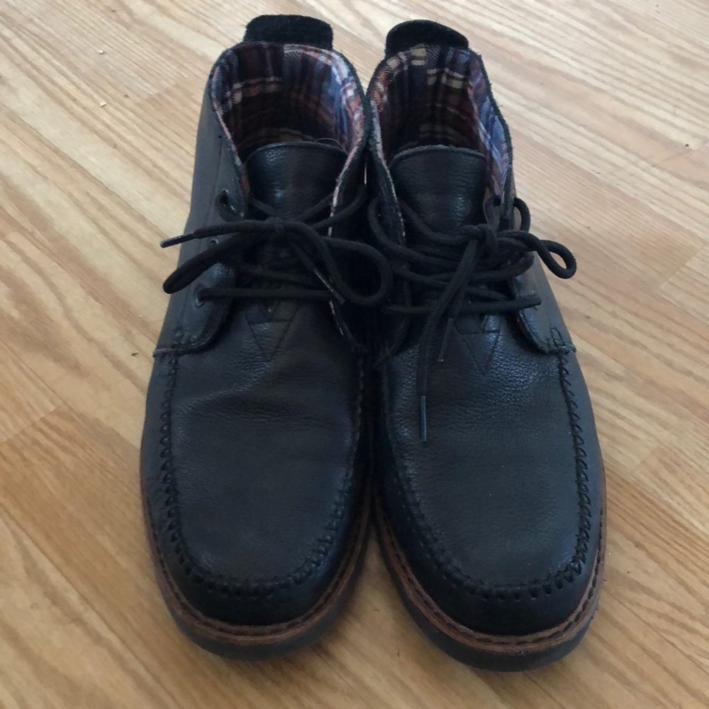 Toms Shoes